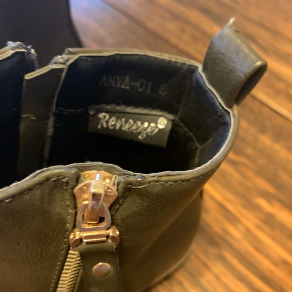 Olive ankle boots - Picture 3 of 3